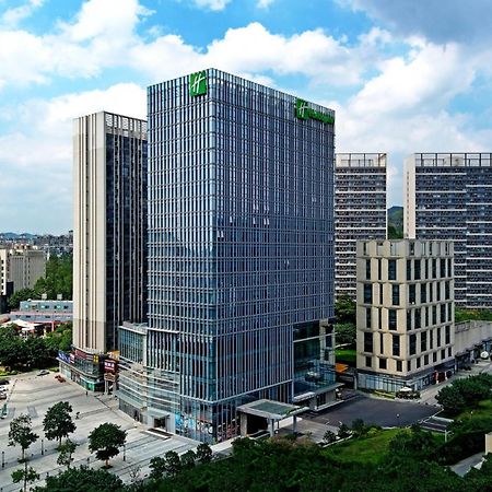 Holiday Inn Guangzhou South Lake Hotel - Ideal For Business & Leisure المظهر الخارجي الصورة