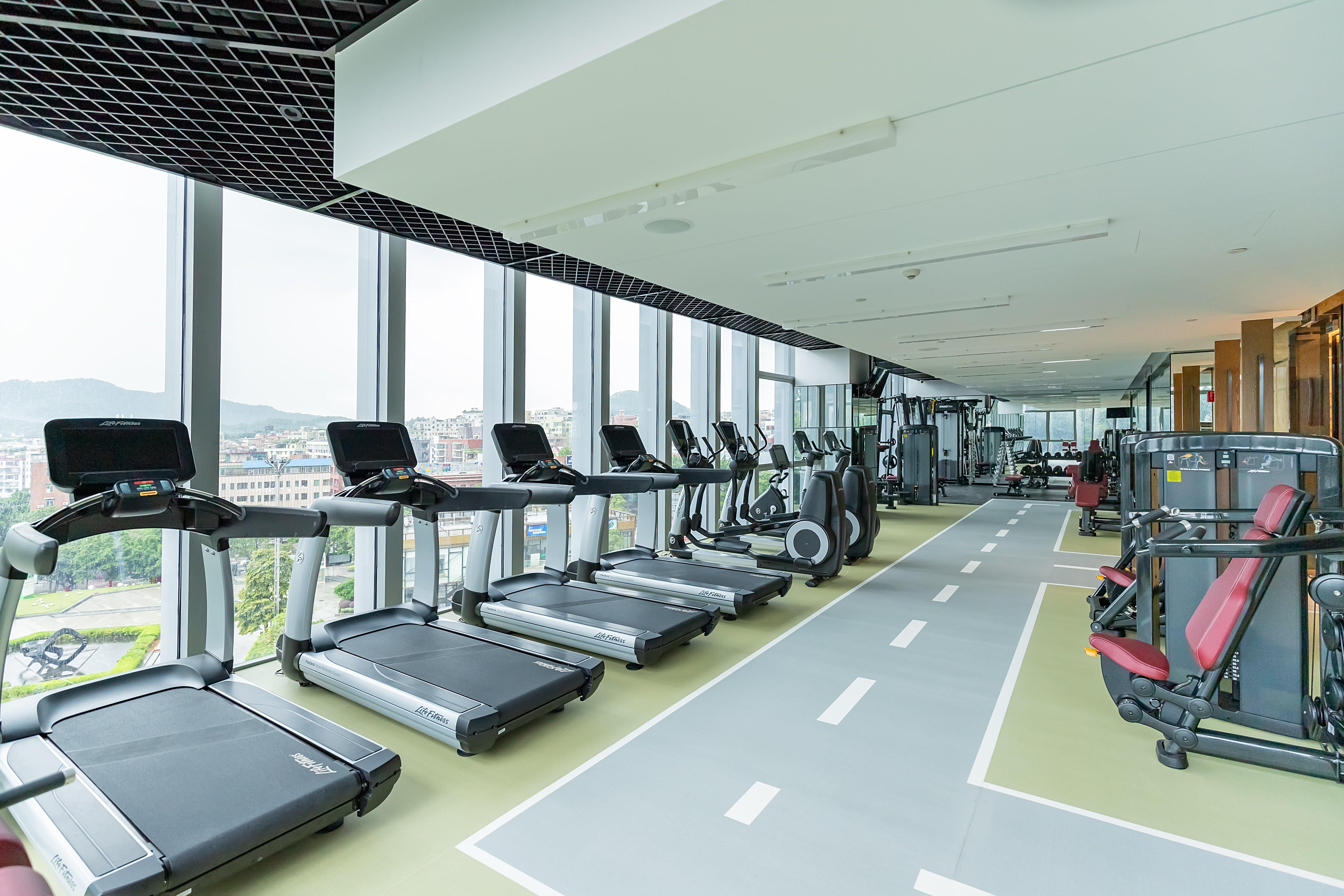 Holiday Inn Guangzhou South Lake Hotel - Ideal For Business & Leisure المظهر الخارجي الصورة